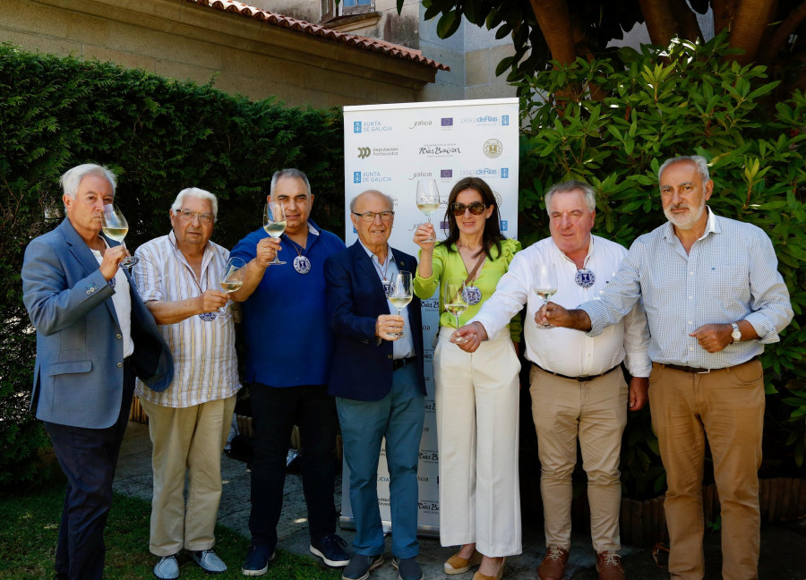 Estos son los nuevos Cabaleiros y Donas del Capítulo Serenísimo do Albariño
