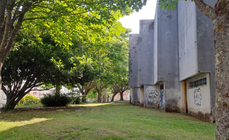 PP, BNG y BN reprochan al Ejecutivo boirense el desmesurado coste de la rehabilitación de la casa de cultura