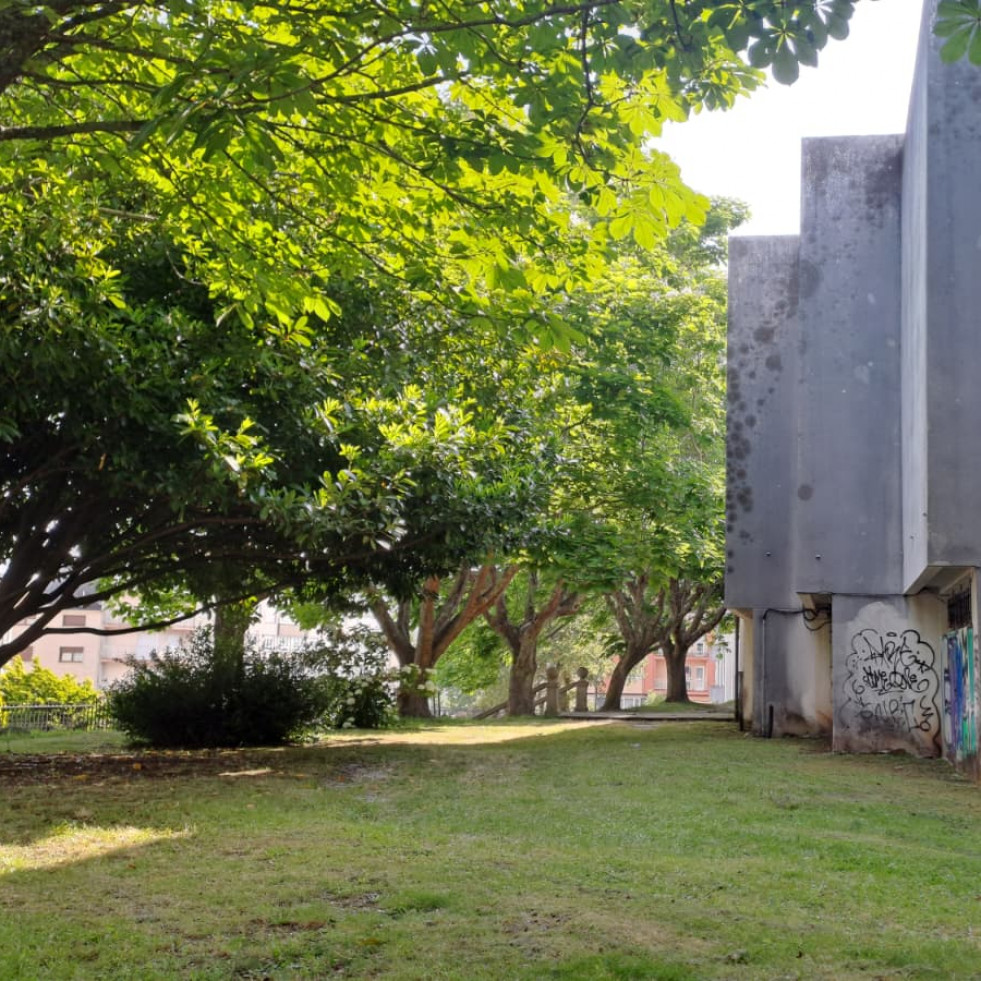 PP, BNG y BN reprochan al Ejecutivo boirense el desmesurado coste de la rehabilitación de la casa de cultura