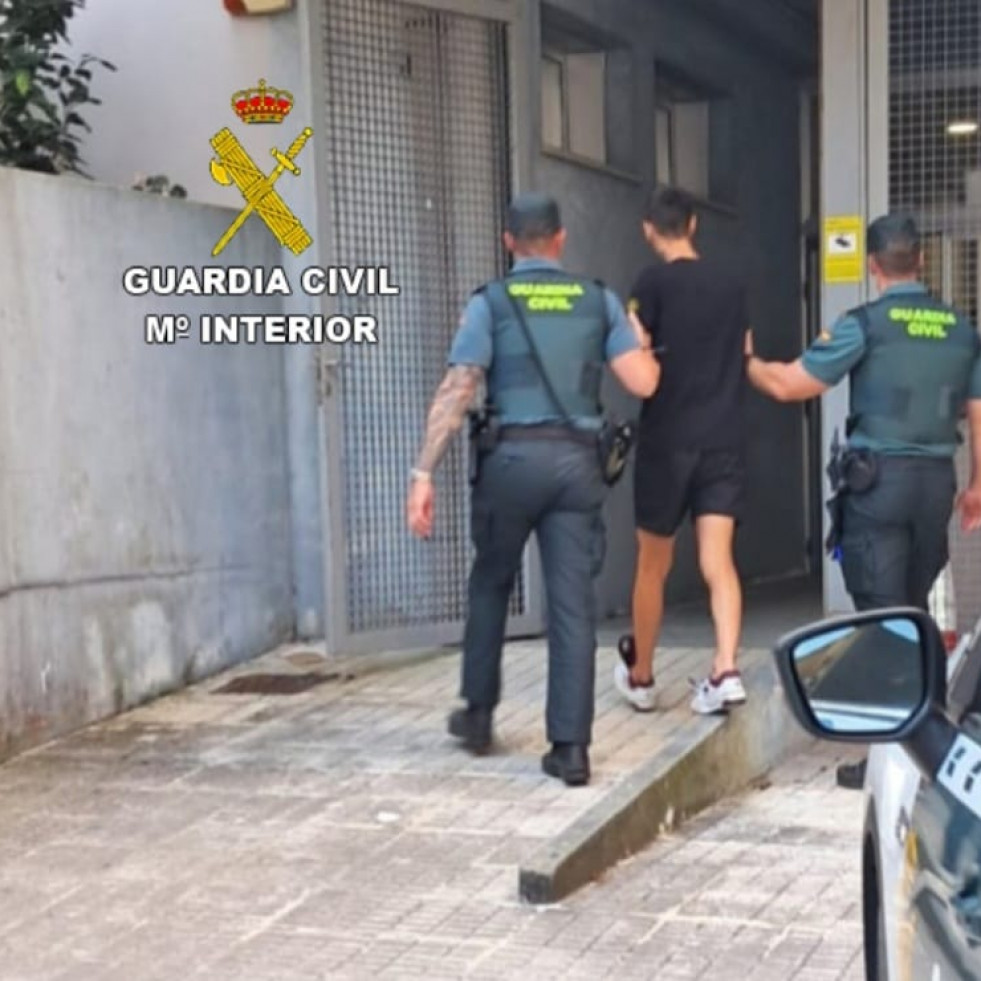 Ingresa en prisión el detenido por agredir a dos personas en la Festa do Albariño de Cambados