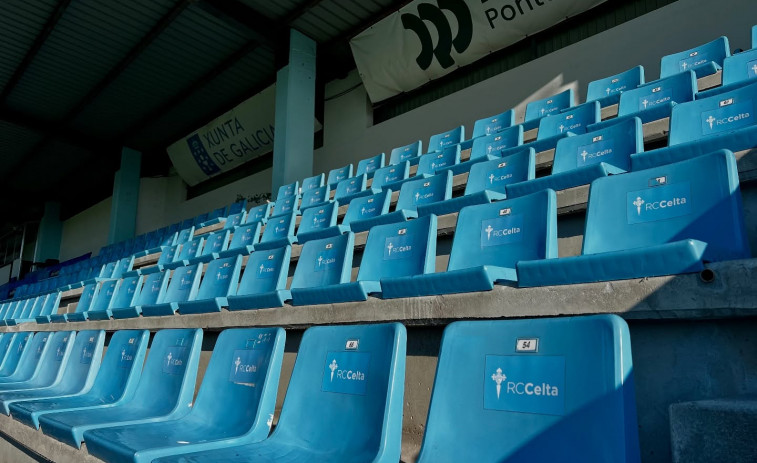 El Celta dona al Villalonga FC las butacas retiradas de Balaídos