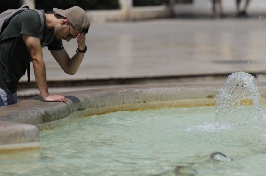 Las muertes atribuibles al calor en Galicia se elevan a 351 desde el inicio del verano, 156 en el mes de agosto