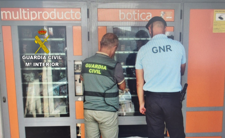 Detienen a un vecino de Sanxenxo como presunto autor de un robo en máquinas expendedoras en Meaño