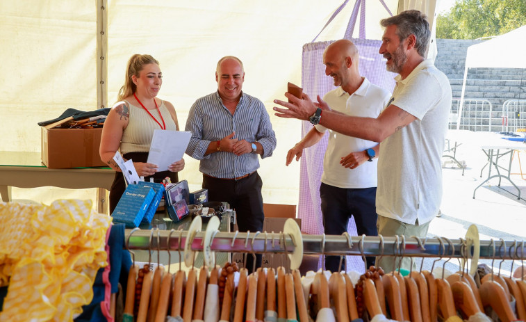 Expoferta inaugura en Vilagarcía un fin de semana de saldos con 18 puestos de diversos sectores