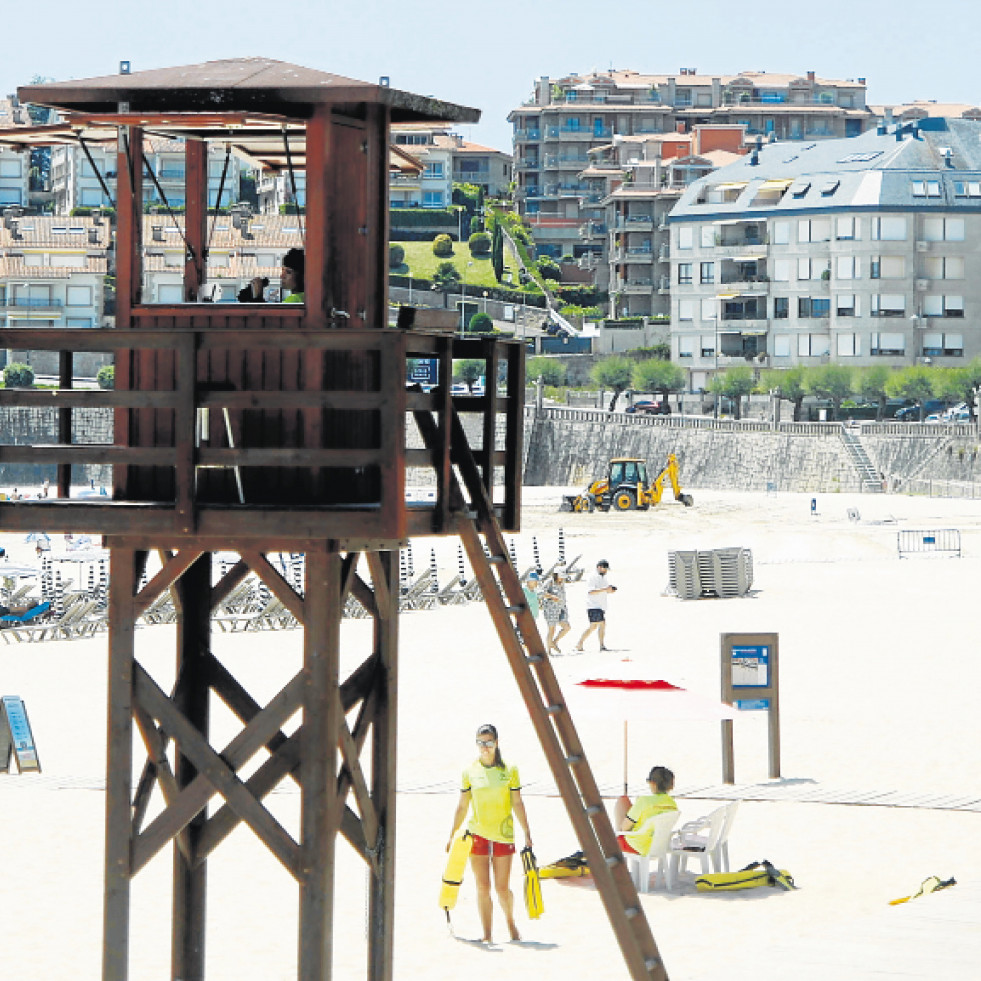 Los socorristas realizaron un total de 7.205 intervenciones en las playas en el mes de julio