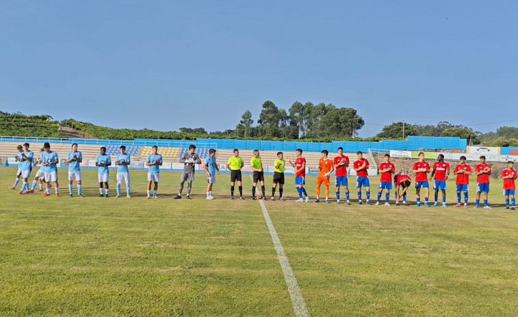 Burgáns llena sus gradas con el amistoso entre el Celta B y Bergantiños