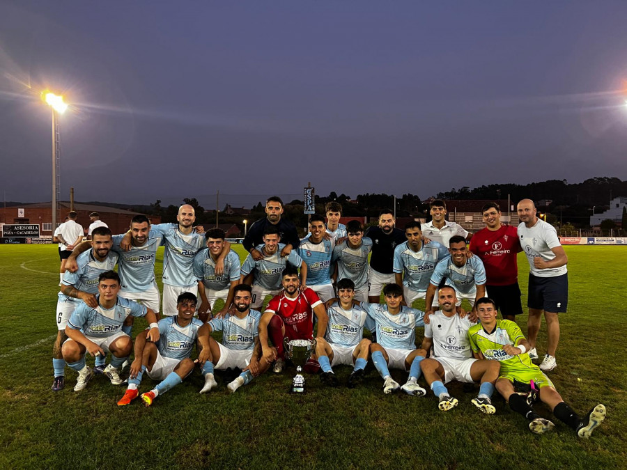 El Villalonga FC vence al Céltiga en los penaltis y se lleva el Trofeo Peña Celeste