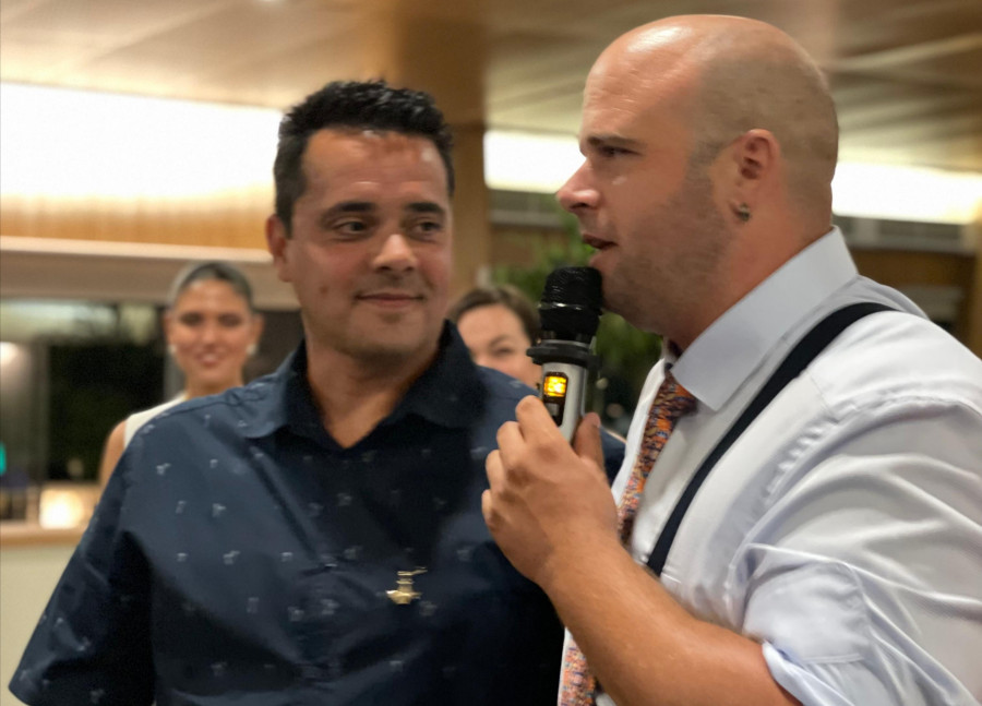 Miguel Barreiro Reiriz recibe la Poutada de Ouro de la Cofradía da Dorna por su implicación en todos estos años