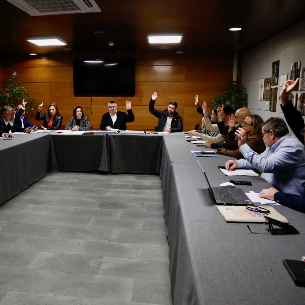 Somos pone la gestión comarcal del agua en entredicho y carga contra la Mancomunidade