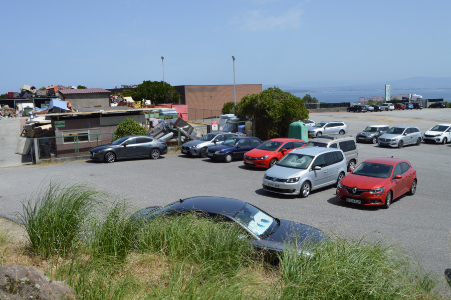 El acceso al matadero y punto limpio de Ribeira tendrá nuevo pavimento y recogida de pluviales