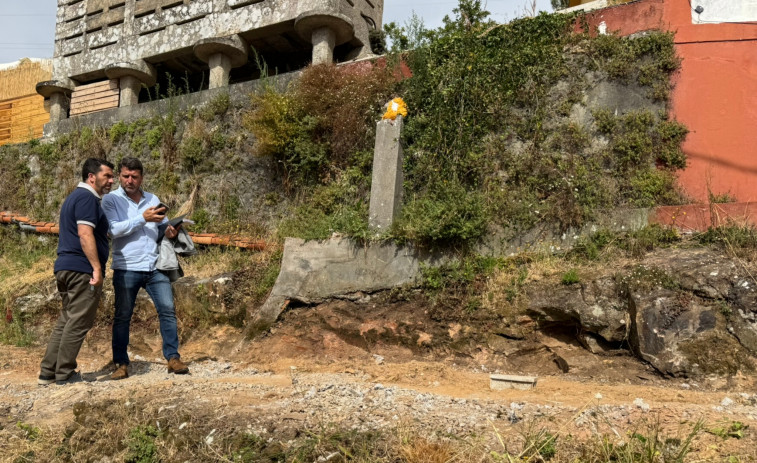 Iniciadas la pavimentación y mejora de servicios en San Mauro y que, junto a las de Runs, supondrá 429.866 euros de inversión