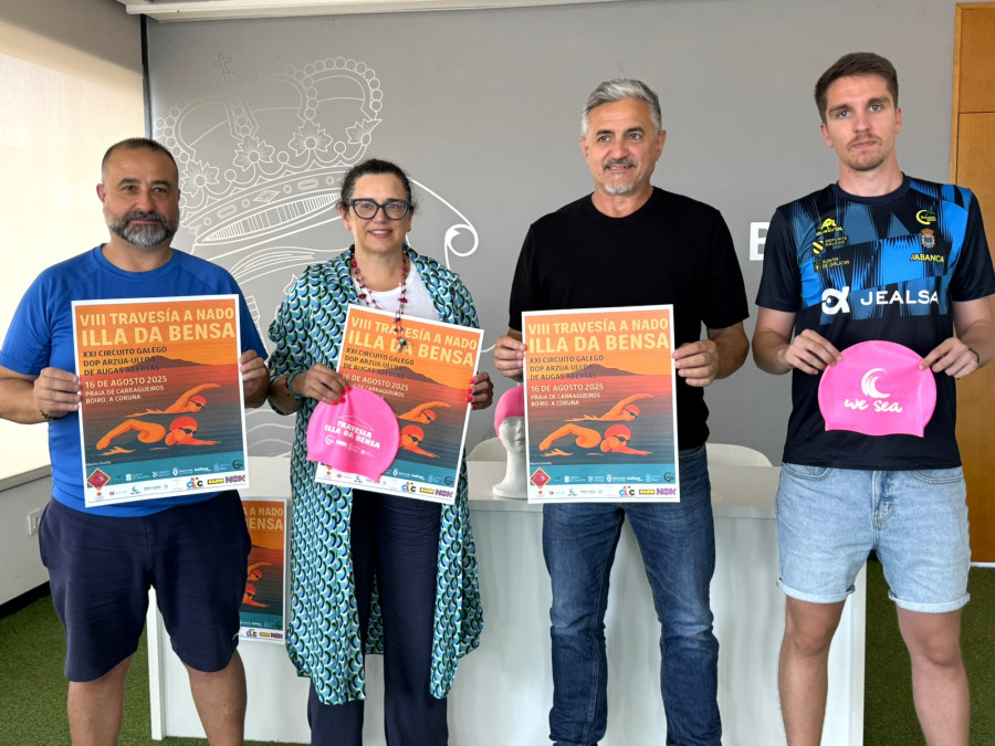 A praia de Carragueiros acolle o sábado a VIII Travesía a Nado Illa da Bensa