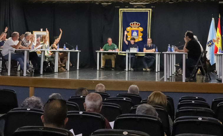 El PBBI propone como uno de los dos festivos locales de Ribeira para 2026 el Carmen frente a la Dorna que plantea el alcalde