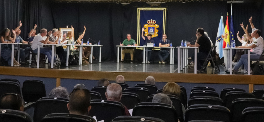 El PBBI propone como uno de los dos festivos locales de Ribeira para 2026 el Carmen frente a la Dorna que plantea el alcalde