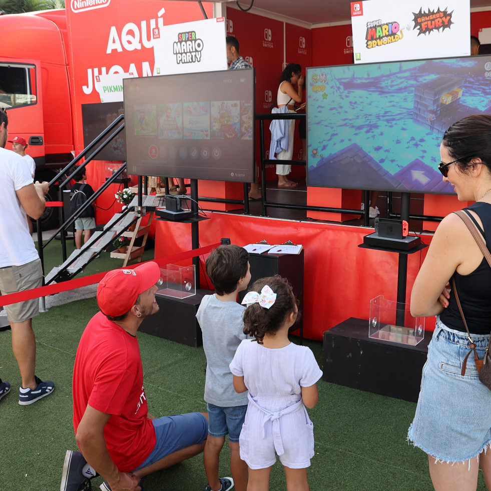 Sanxenxo se convierte en zona game con la acogida del Nintendo Switch 2 Tour