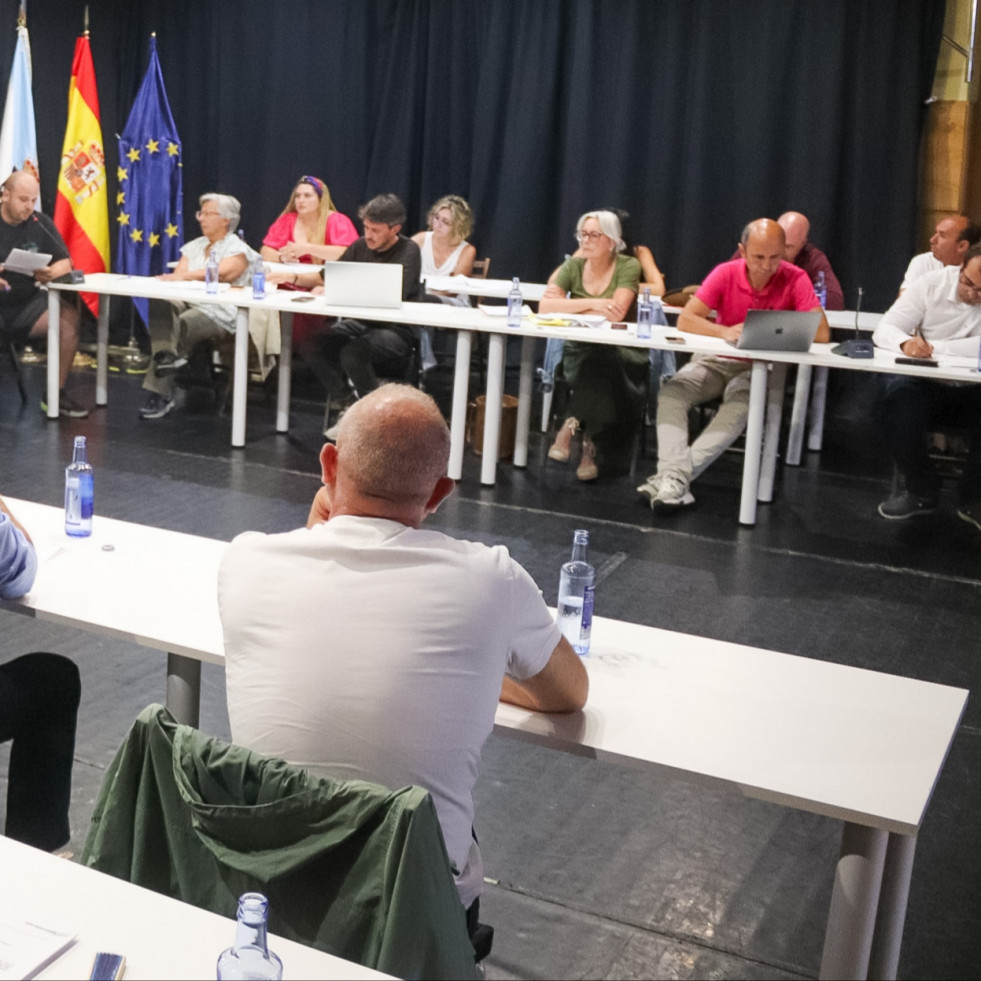 Ribeira aprueba repartir más de 325.000 euros en subvenciones nominativas entre 36 entidades