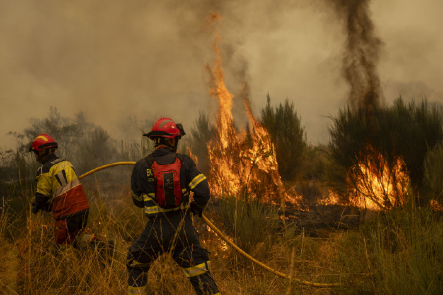 Óscar Puente, sobre el plan alternativo a los trenes por los incendios: "No hay tantos buses listos para ser contratados"