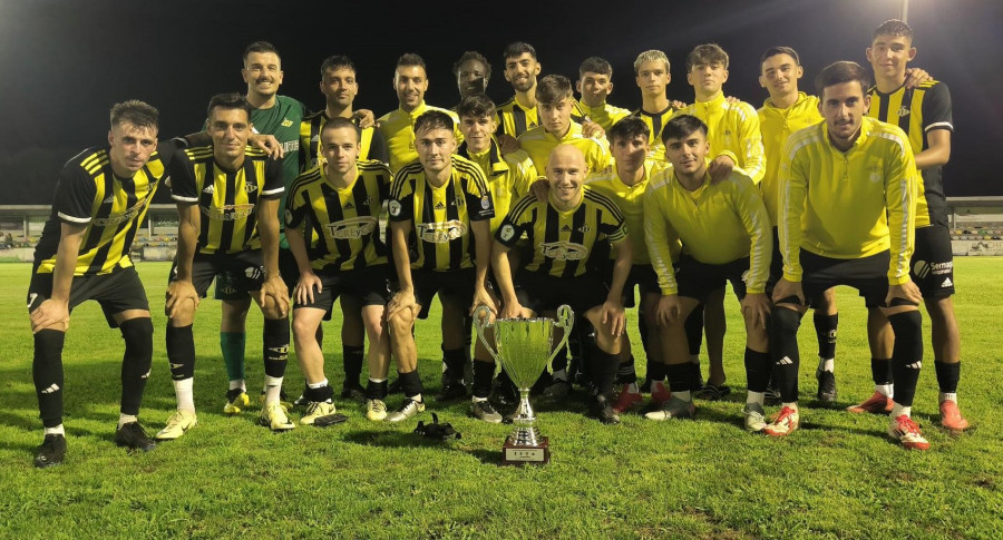 El CD Ribadumia se hace con el triunfo en el Trofeo Triangular del Concello