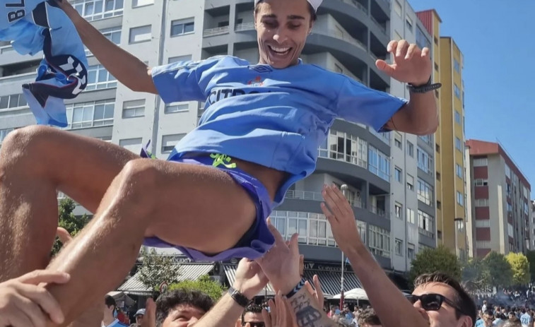 Pablo Otero cumplió su promesa y llegó a Balaídos a la carrera desde A Illa