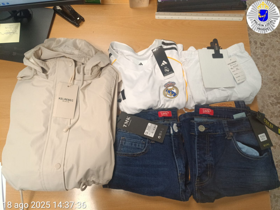 Identificadas dos mujeres y un hombre por hurtos de prendas de ropa en el mercadillo de Baltar, en Sanxenxo