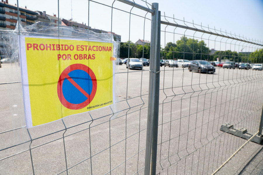 El Concello retoma las obras en O Ramal y obliga a retirar los coches estacionados más cerca del muelle