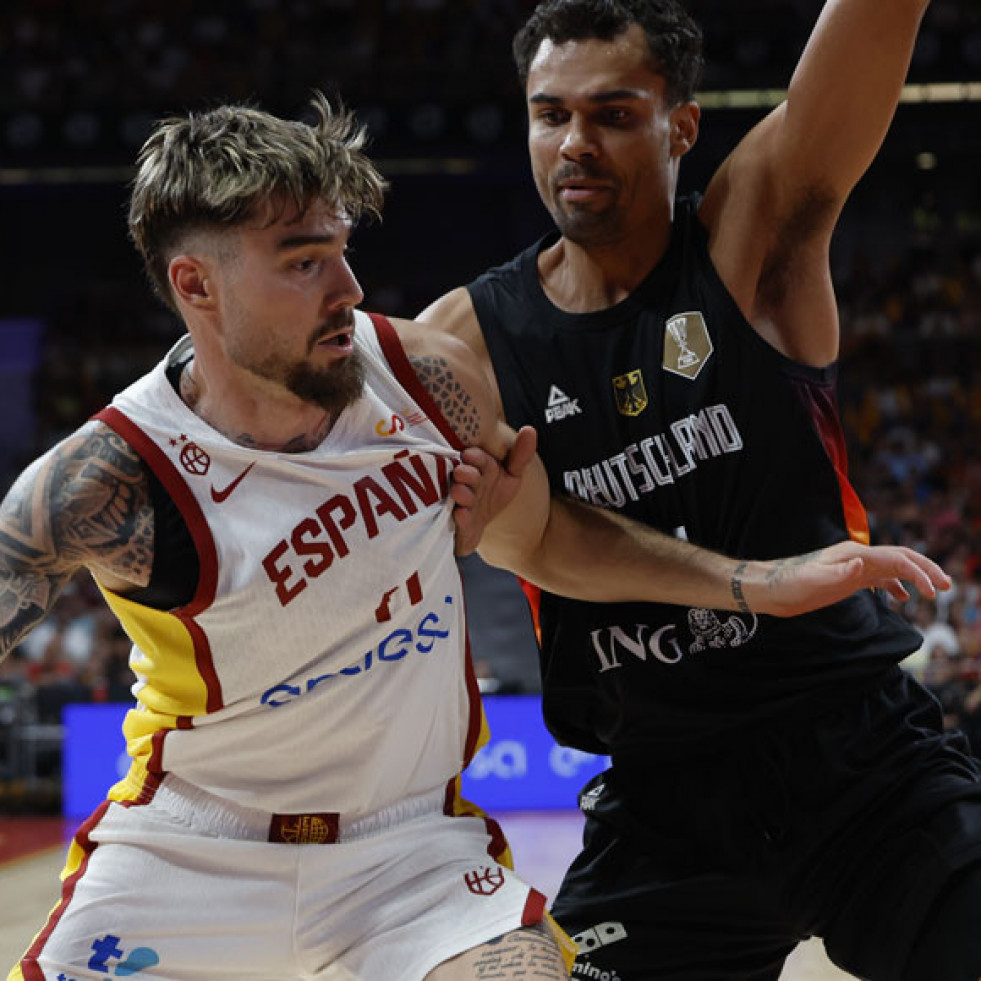 España cae con honores en la prórroga impulsado por el espíritu de Llull (105-106)