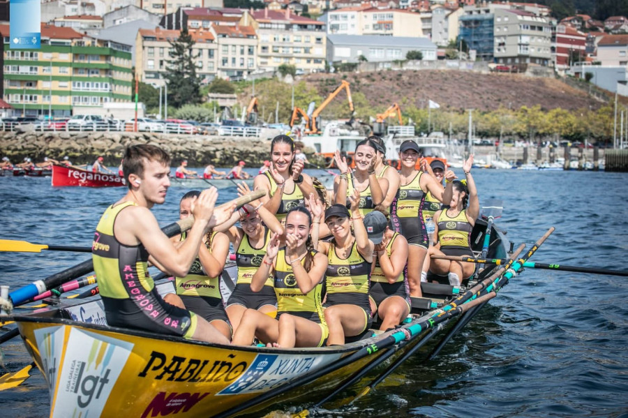Amegrove celebra su tercer puesto final en la Liga Gallega Femenina