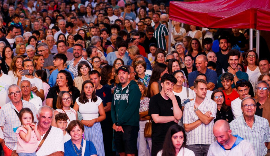La ABE cifra en 8.700 rifas canjeadas por tickets de compra en la campaña “Boiro, Compras con Corazón”