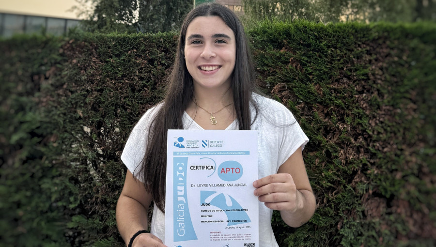 Leyre Villamediana obtiene el título de monitora oficial de judo como primera de su promoción