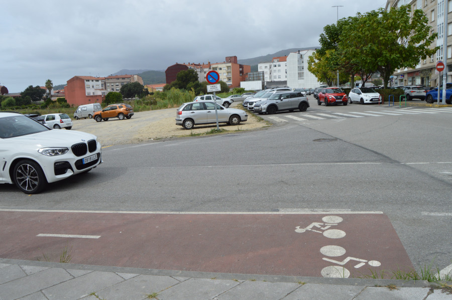 Boiro construirá una rotonda, una acera y un carril bici en un tramo de la Avenida da Constitución por 196.252 euros