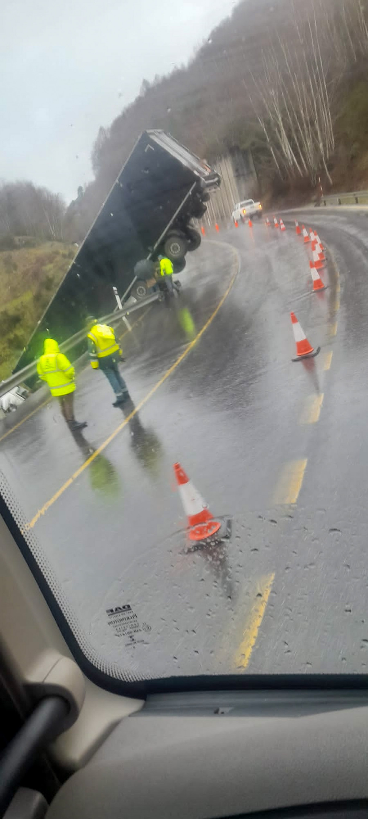 Accidente camiu00f3n n 6  ponferrada